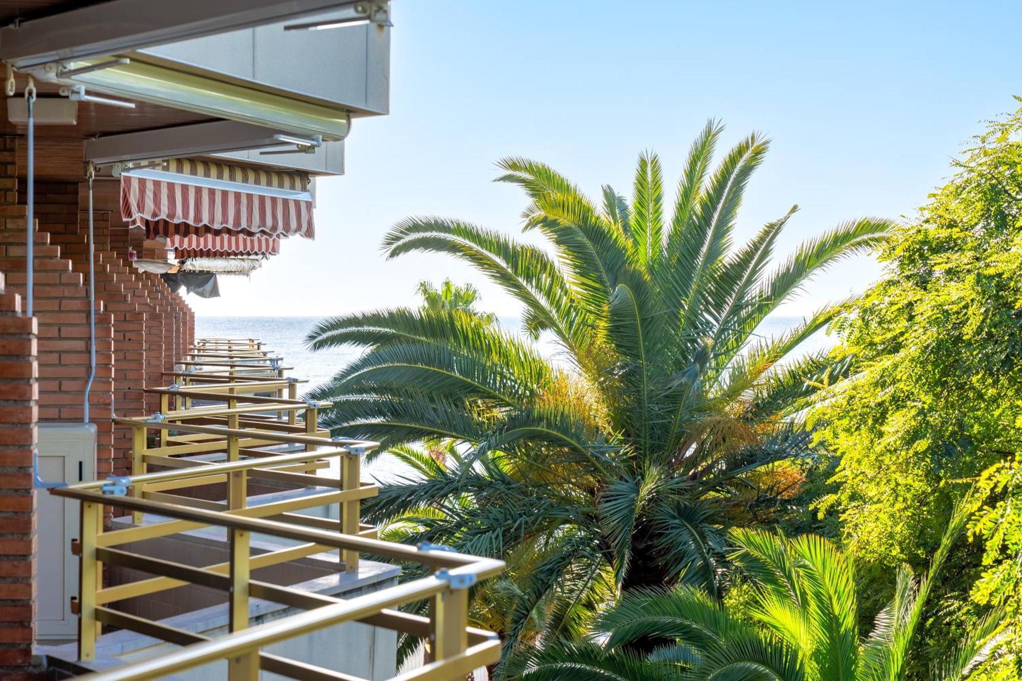 Appartement Cambrils Front De Mer Exterior foto